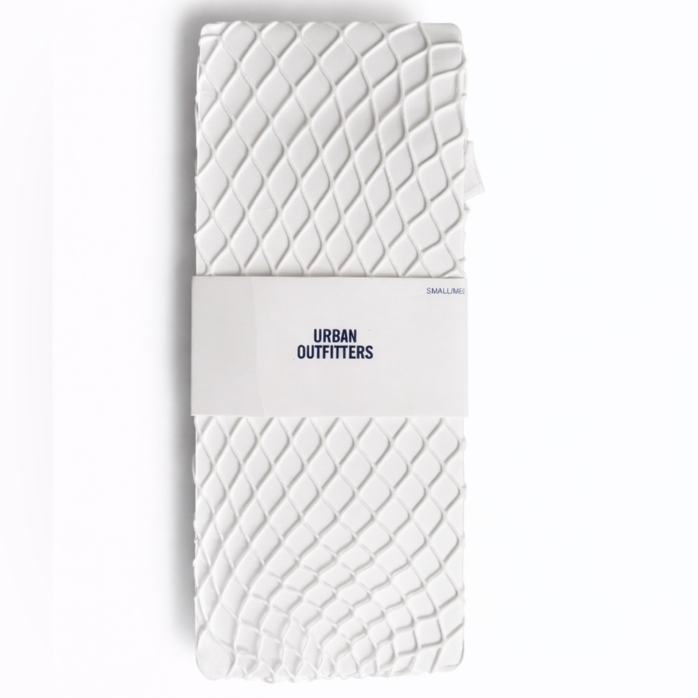 URBAN OUTFITTERS WHITE FISHNETS